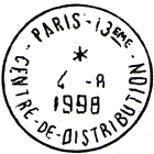 Timbre  date avec mention : PARIS-13EME / - CENTRE-DE-DISTRIBUTION - / 